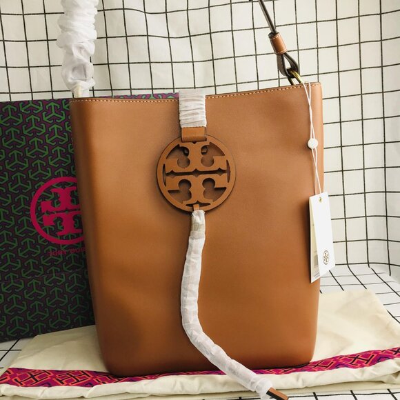 Nwt Tory Burch aged cameo miller hobo authentic - Picture 2 of 10